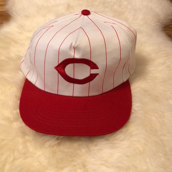 reds pinstripe hat